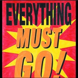 CONSIDERING ALL REASONABLE OFFERS!🥰🖤